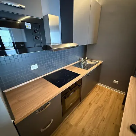 Luxury Immerso Nel - Box - Giardinetto - Cammina E Respira Aria Pura